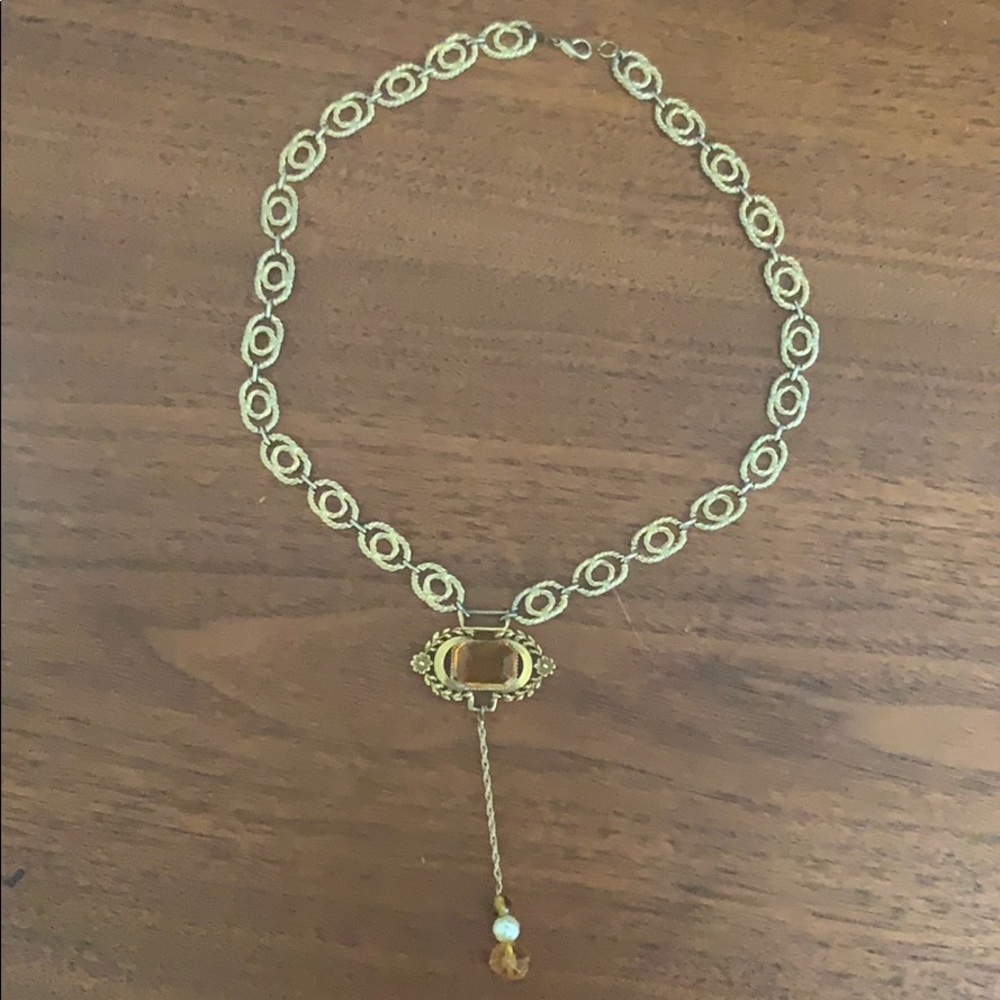 Vintage costume necklace.